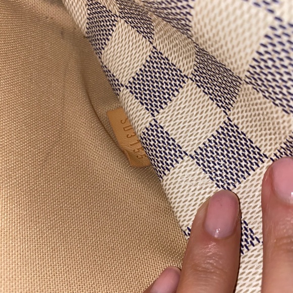 Louis Vuitton Damier Totally PM - Picture 7 of 7